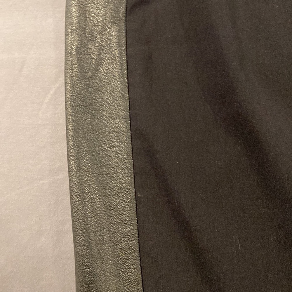 Avenue Montaigne pull on stretch skirt - Picture 3 of 6